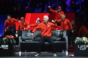 Svet deklasirao Evropu u Lejver kupu